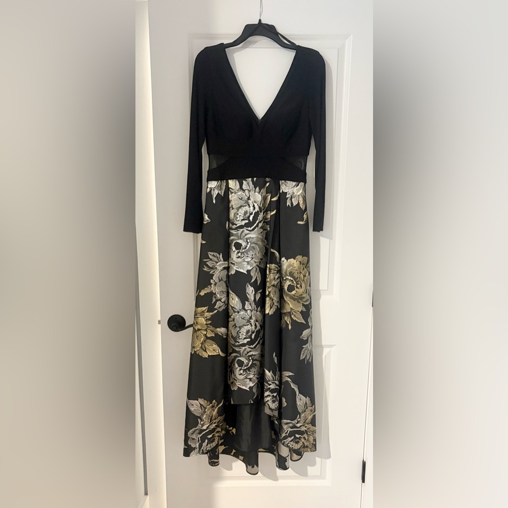 PERFECT FOR YOUR HOLIDAY PARTY! Xscape Black Long Sleeve Brocade Evening Dress
